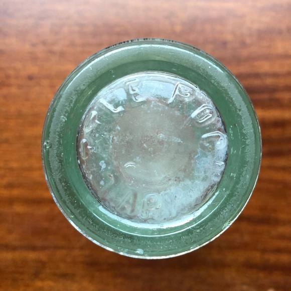 Vintage Nu Grape Bottle - Picture 6 of 6
